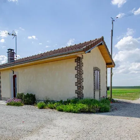 Дом отдыха La Met Au Loup Charmont-sous-Barbuise